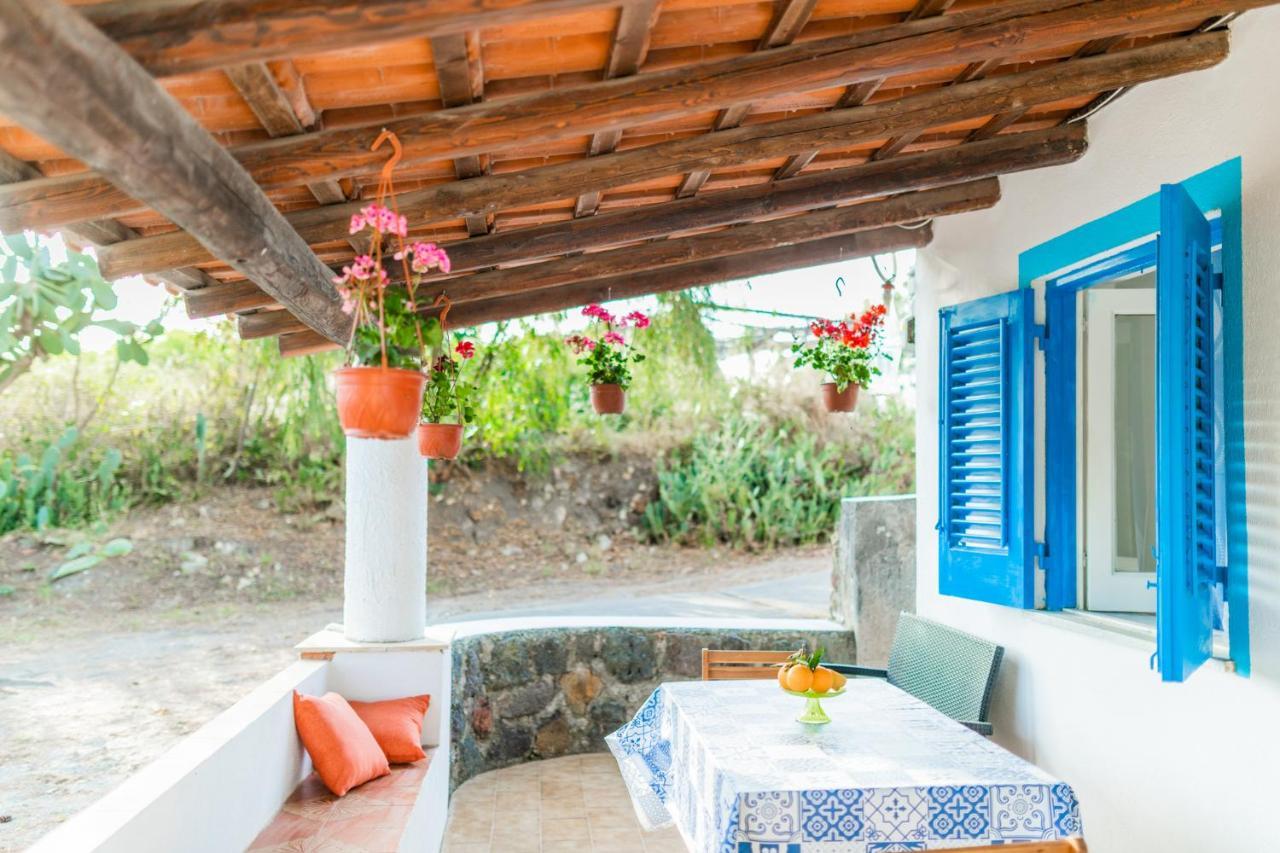 Holiday Eolie Village Вулькано Екстер'єр фото